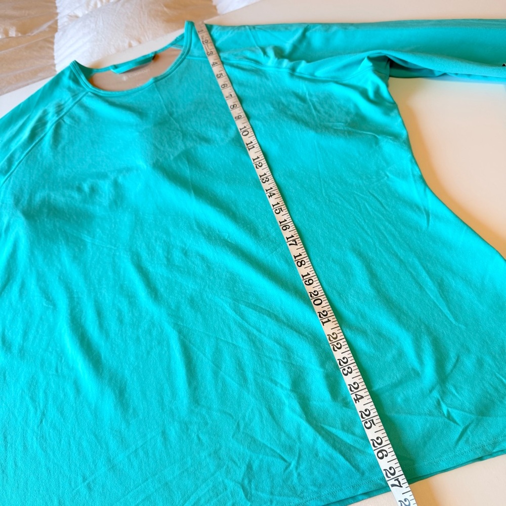 Coolibar LumaLeo Long Sleeve T-Shirt with Thumbholes in Blue Curacao size XXL - Picture 6 of 15